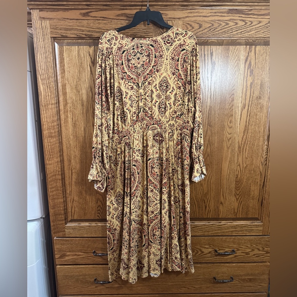 Torrid Multicolor Paisley Long Sleeve Dress - Picture 2 of 3